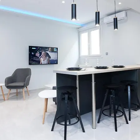Athenian Comfort 1 Bd Apt Retreat Next To Panormou