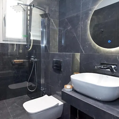 Apartment Athenian Comfort 1 Bd Apt Retreat Next To Panormou Athens