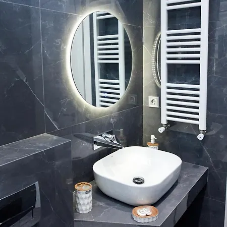 Athenian Comfort 1 Bd Apt Retreat Next To Panormou * Athens