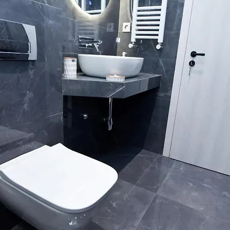 Athenian Comfort 1 Bd Apt Retreat Next To Panormou Apartment